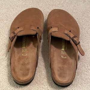 BIRKENSTOCK Boston Clogs